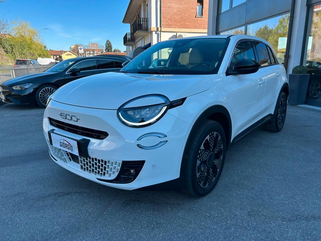 Fiat 600 1.2 hybrid La Prima II 110cv auto