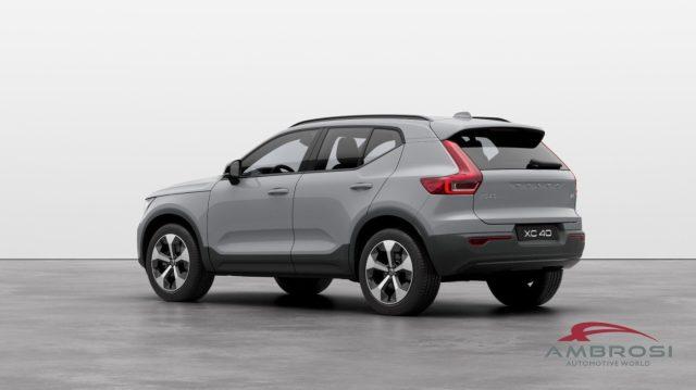 VOLVO XC40 B3 Mild hybrid Benzina Ultra Dark