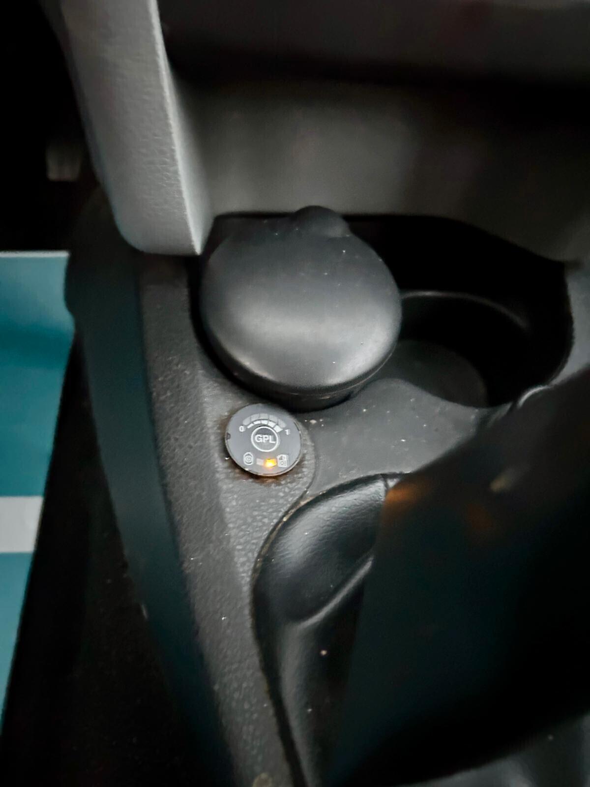 Dacia Sandero 1.2 GPL 75CV Lauréate - OK NEOPATENTATO