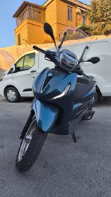 Piaggio Beverly 400 del 2024 USATO