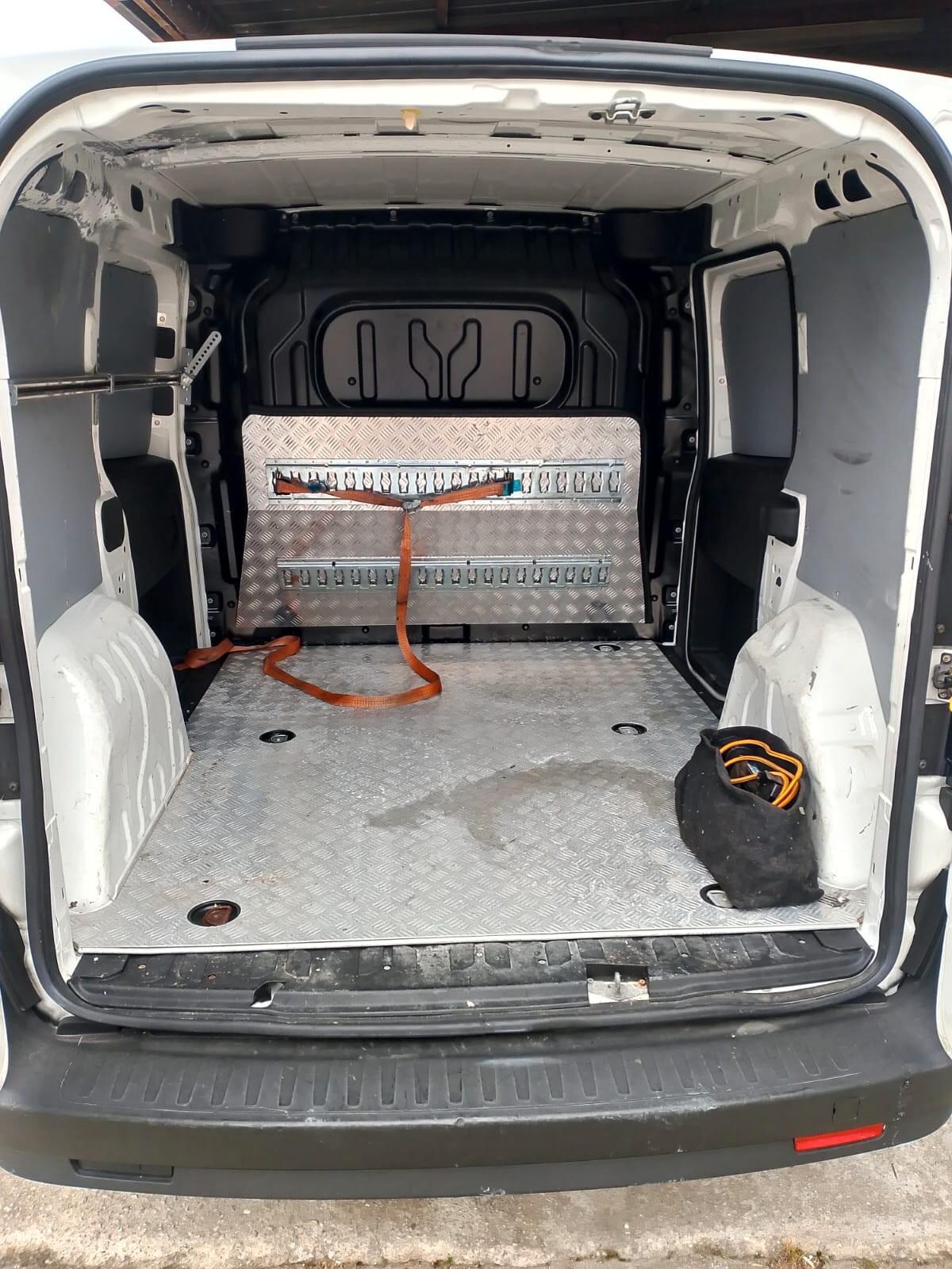 Fiat Doblo FIAT DOCLO' 1.3 MJT 90CV SX CORTO