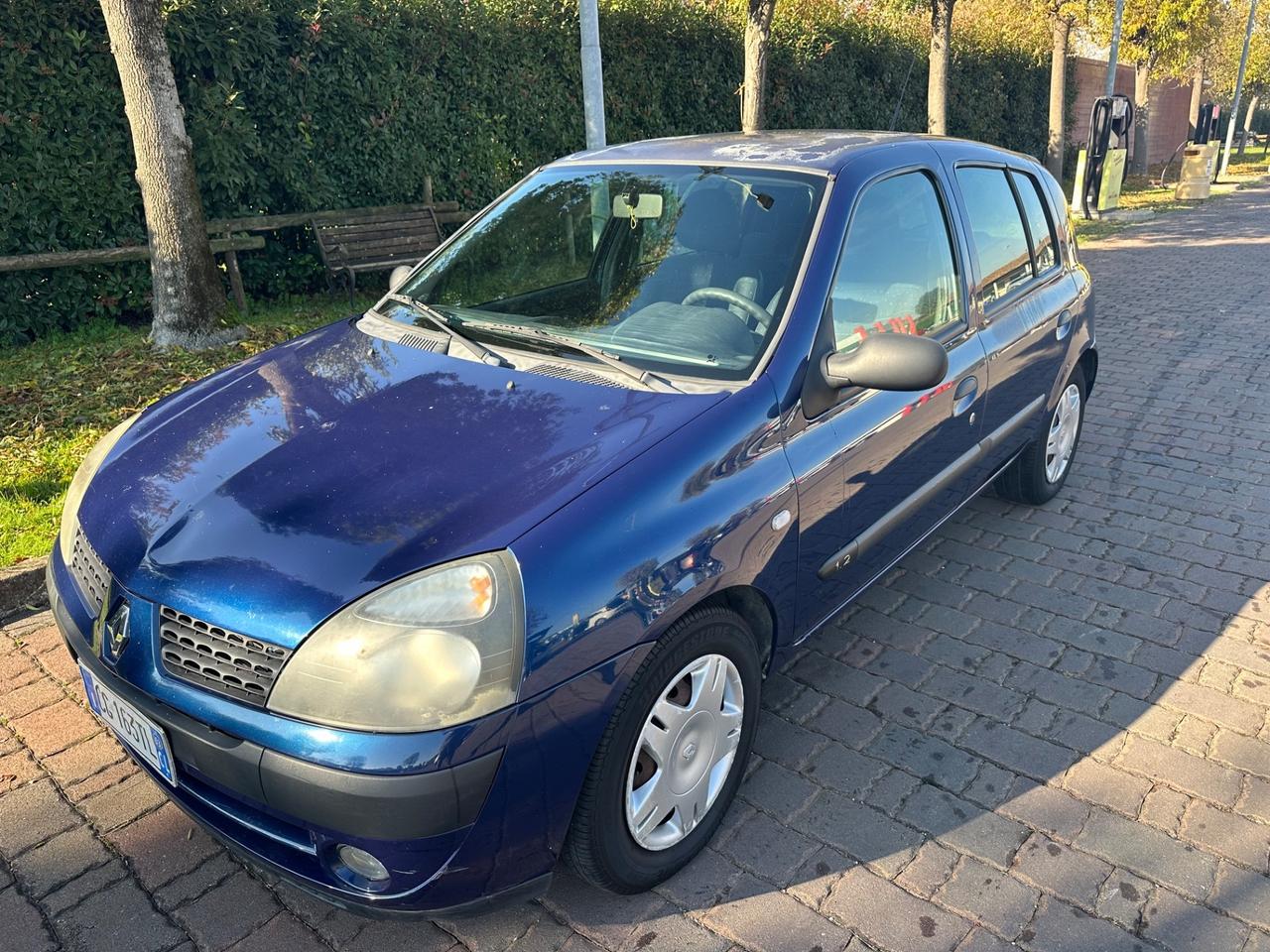 Renault Clio 1.2 benz 2003 Neopatentati