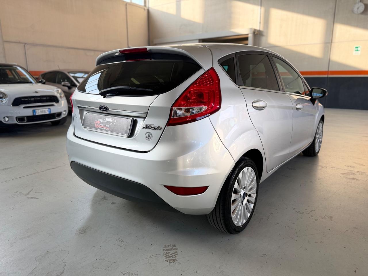Ford Fiesta 1.2 82 CV 5 porte Titanium NEOPATENTATI