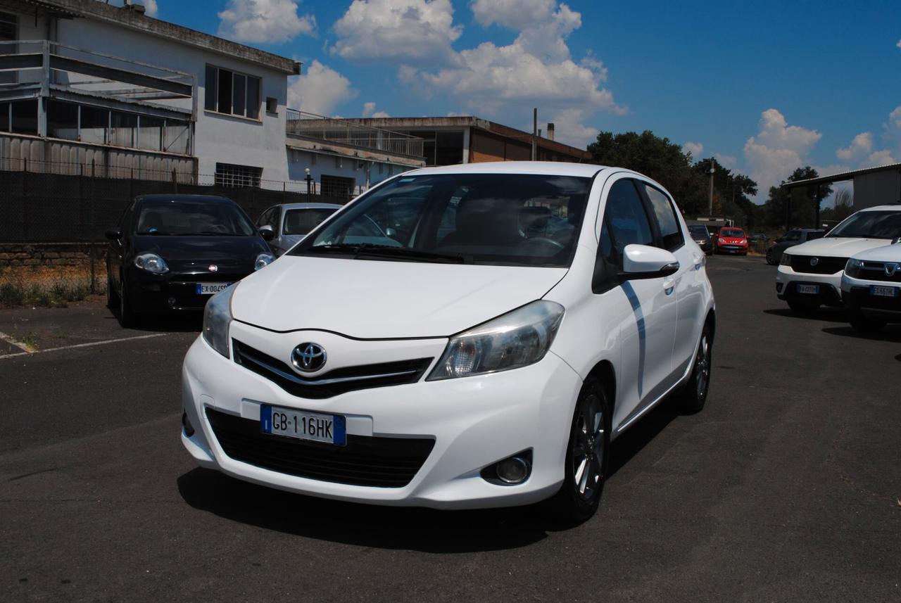 TOYOTA YARIS 1.0 69 CV OK NEOPATENTATI