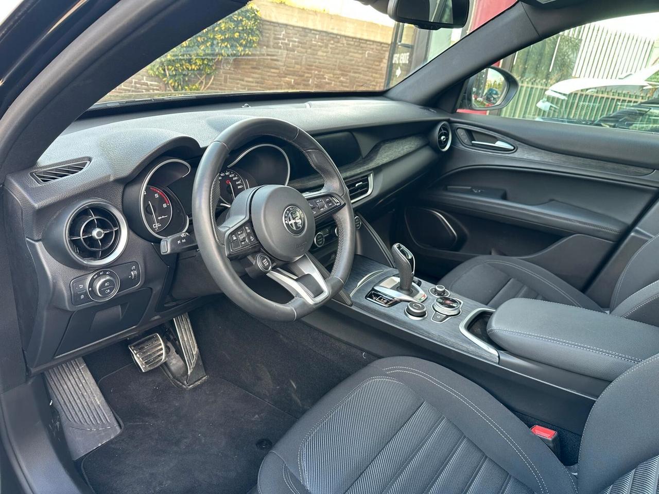 Alfa Romeo Stelvio 2.2 Turbodiesel 190 CV AT8 Q4 Business