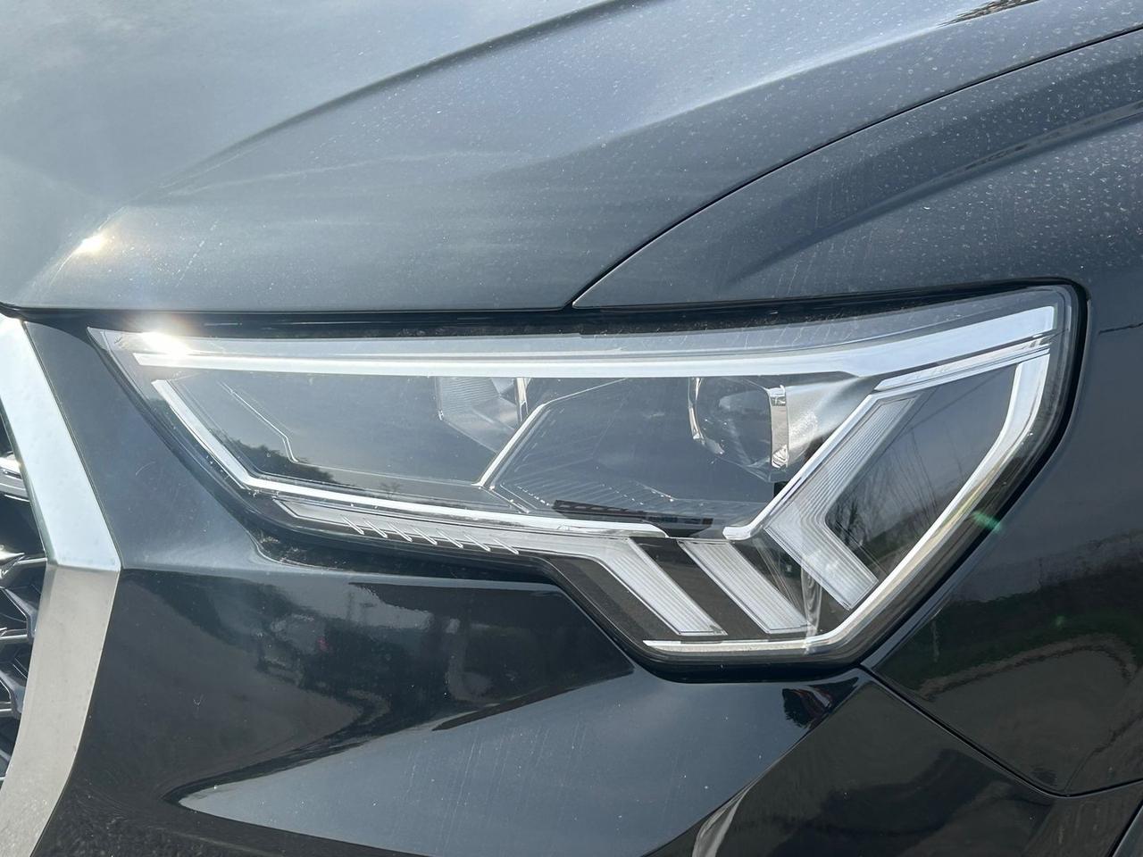 Audi Q3 S TRONIC S-LINE EDITION 2.0 35 TDI #9862