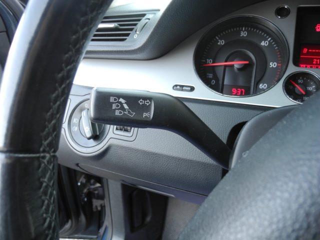VOLKSWAGEN Passat Variant 2.0 TDI DPF DSG Highline -Ok NEOPAT.- UniPROPRIET.