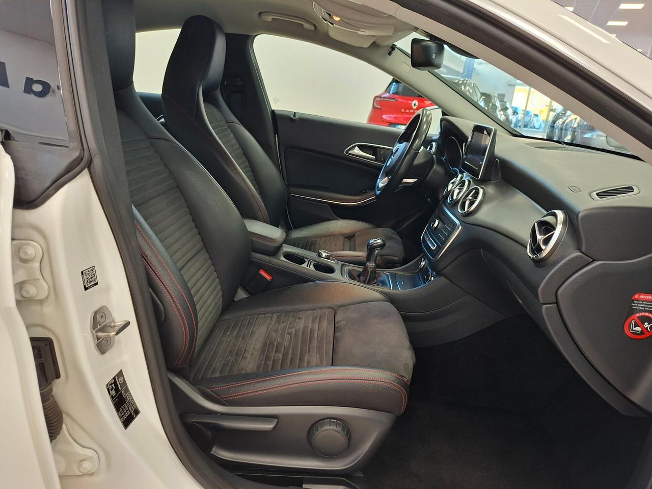 Mercedes-benz CLA 180 d Automatic Premium