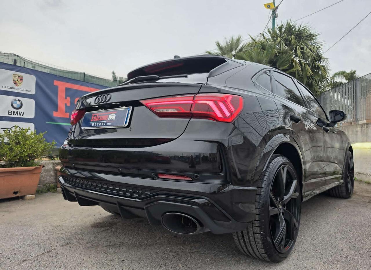 Audi RSQ3 SPORTBACK TOTAL BLACK FULL