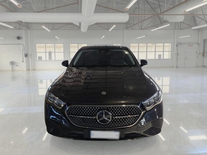 MERCEDES-BENZ E 220 D ADVANCED 4 PORTE BERLINA