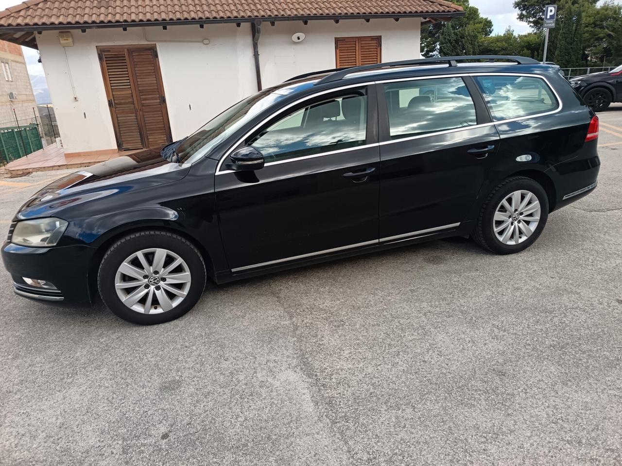 Volkswagen Passat Var. 2.0 TDI Comfortline Full Optional