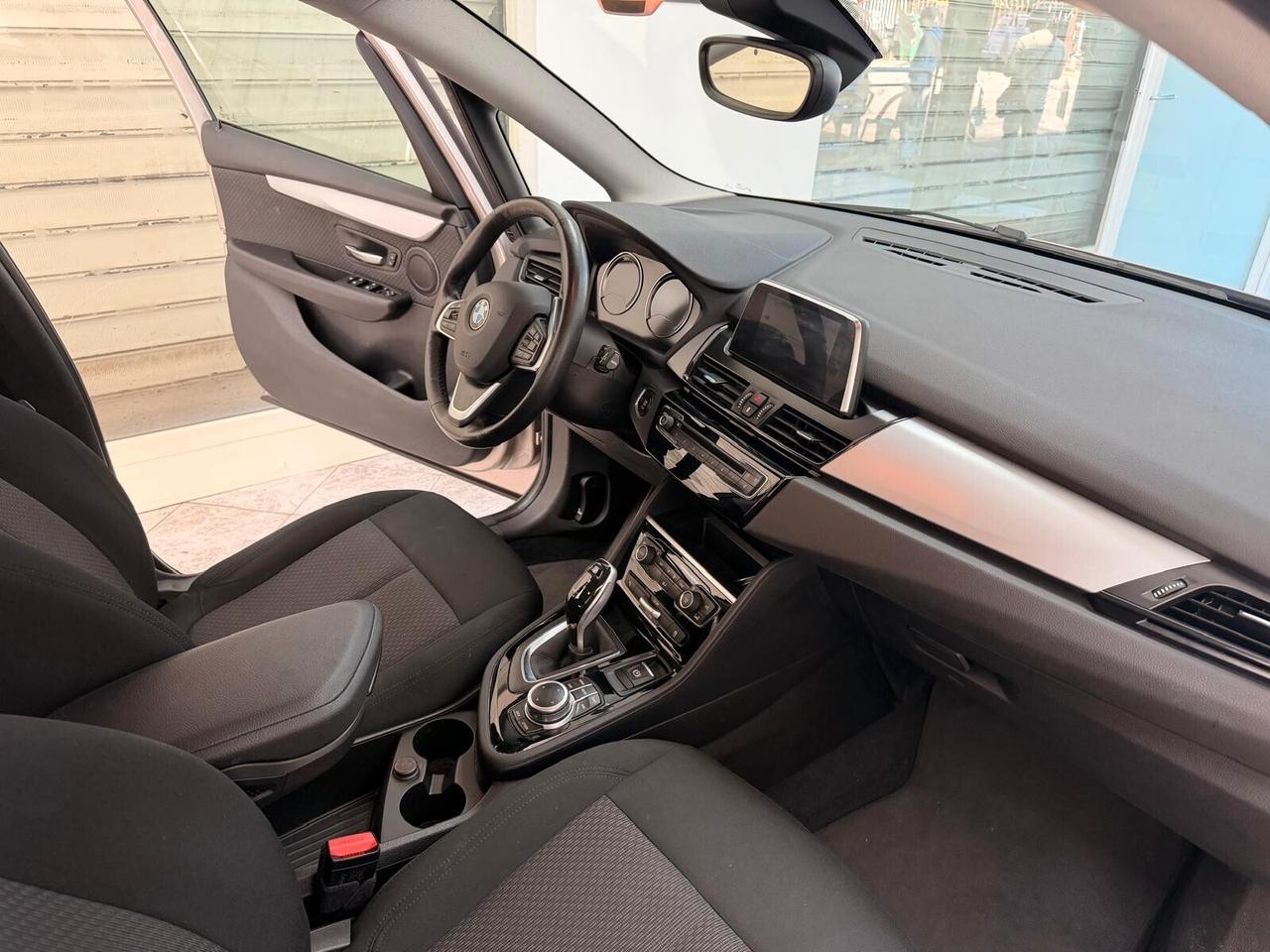 Bmw 216 216d Active Tourer Sport