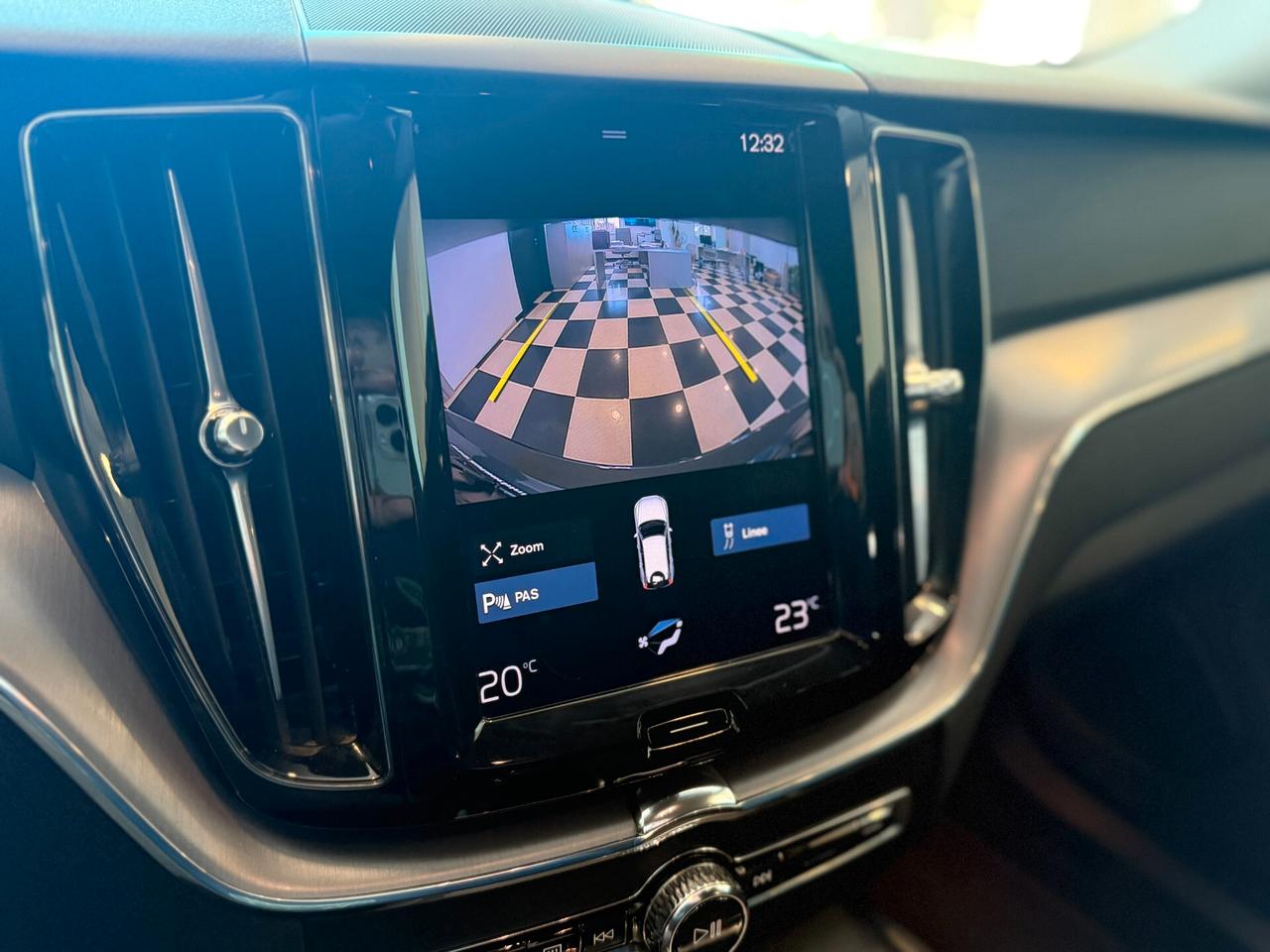 Volvo XC60 B4 D Geartronic Momentum