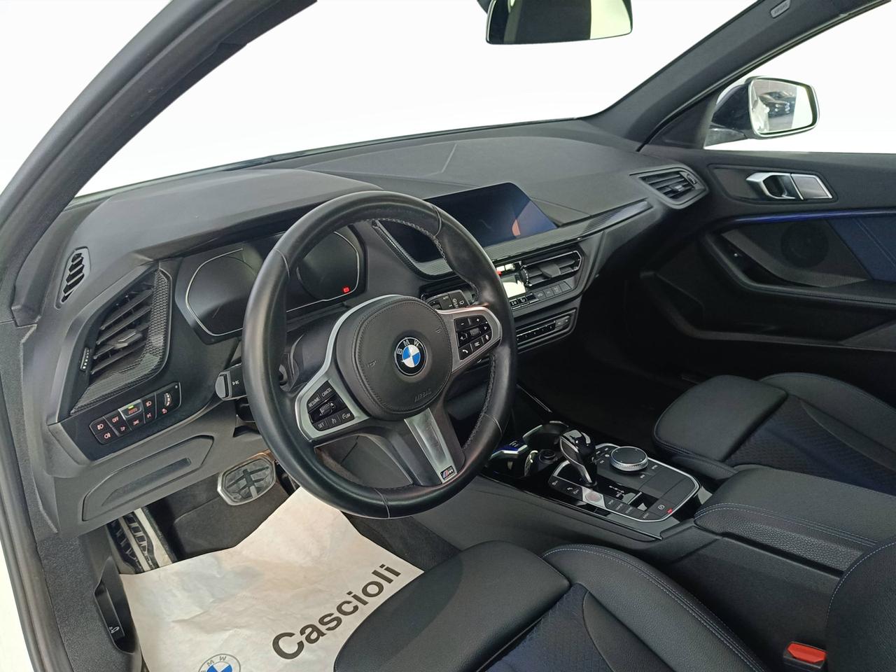 BMW Serie 1 F40 - 116d Msport auto