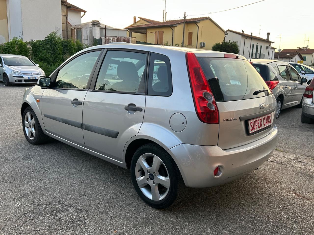 Ford Fiesta 1.2BENZINA 80CV Ghia NEOPATENTATI