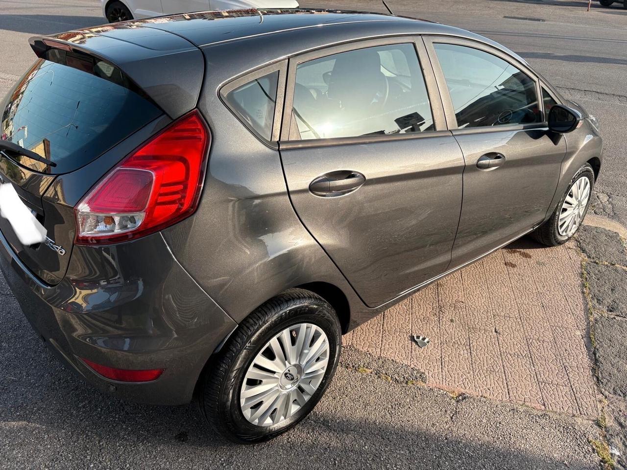 Ford Fiesta 1.4 5 porte Bz.- GPL Business