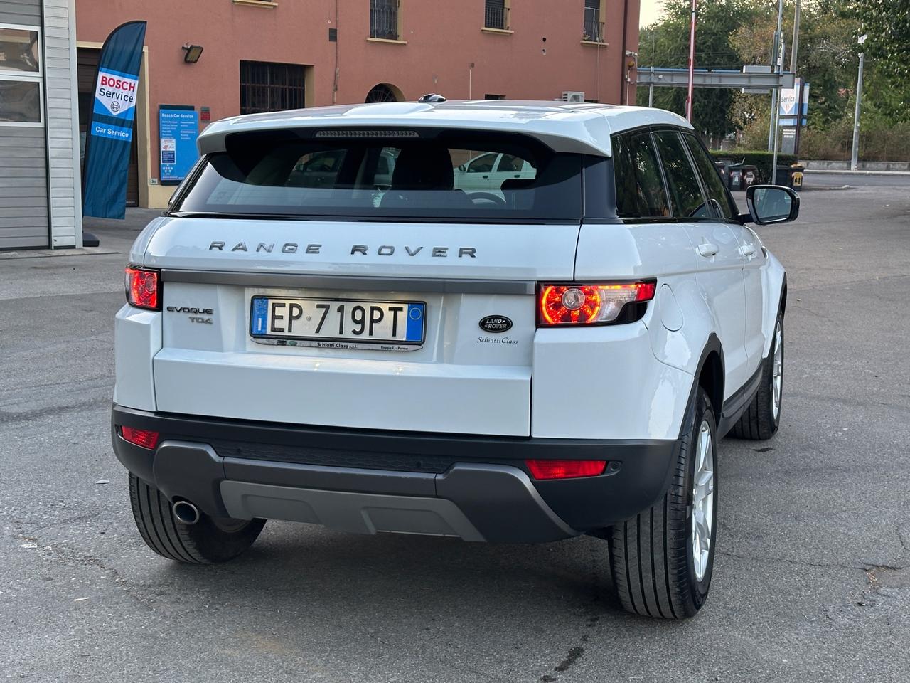 Land Rover Range Evoque 2.2 TD4 5p. Prestige