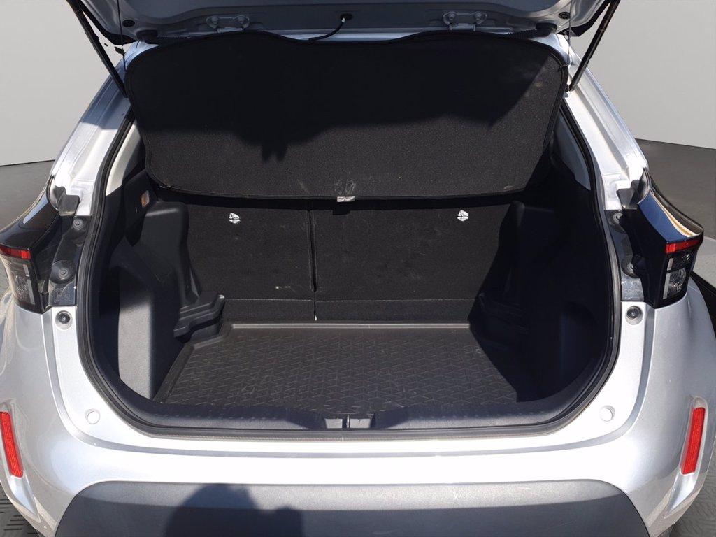 TOYOTA Yaris cross 1.5h active fwd 116cv e-cvt del 2023