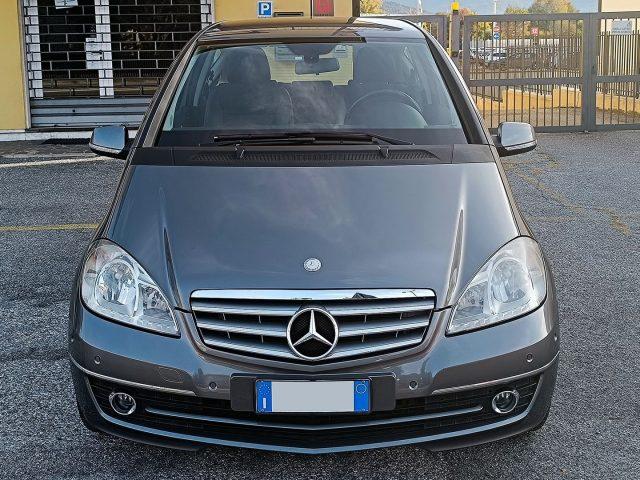 MERCEDES-BENZ A 150 BlueEFFICIENCY Coupé Elegance