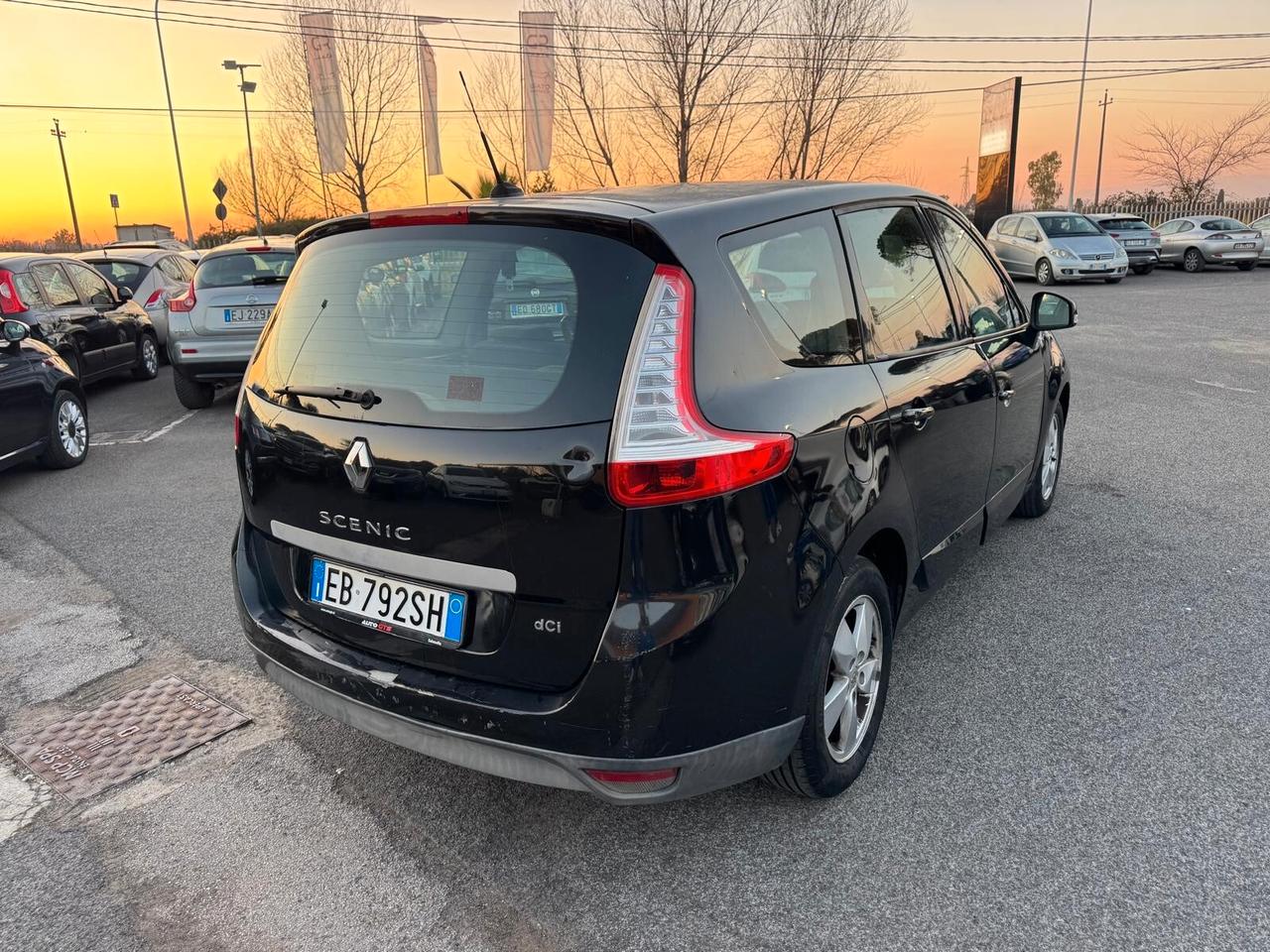 Renault Scenic 7 POSTI 1.5 DCI 110CV 2010