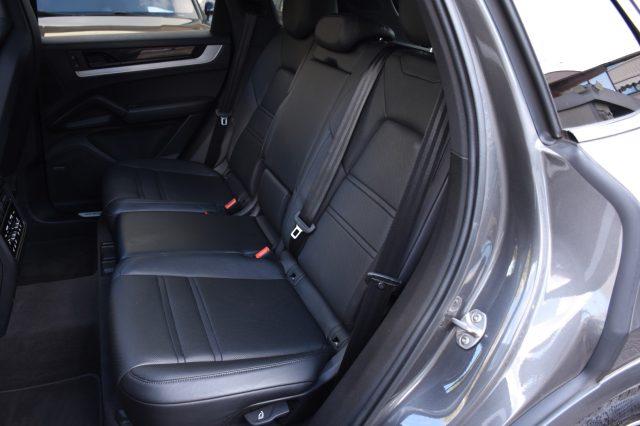 PORSCHE Cayenne 3.0 V6 E-Hybrid *MY24* TETTO*PASM*22"*BOSE*DISPLAY