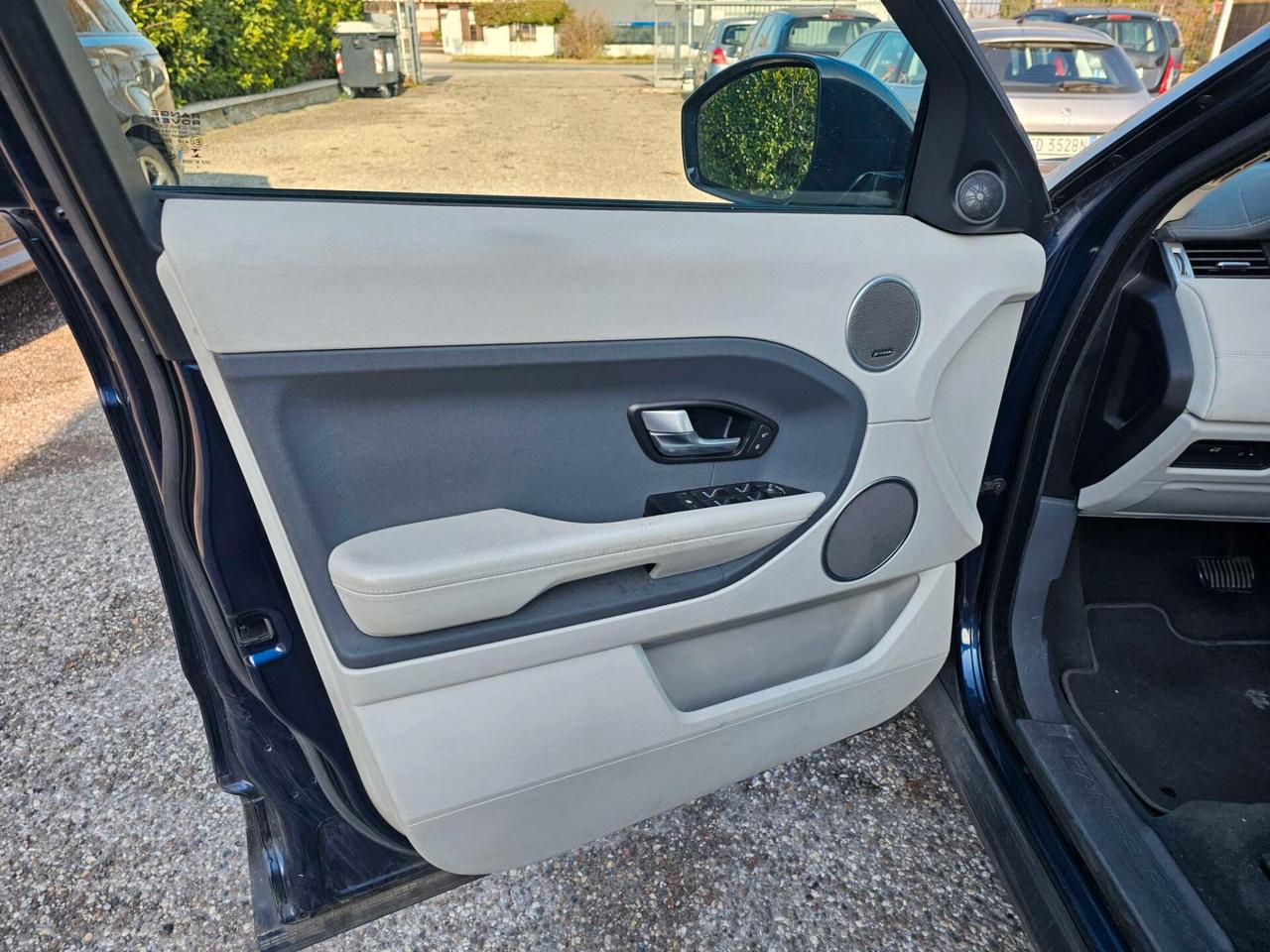 Land Rover Range Evoque 2.2 TD4 5p. Dynamic