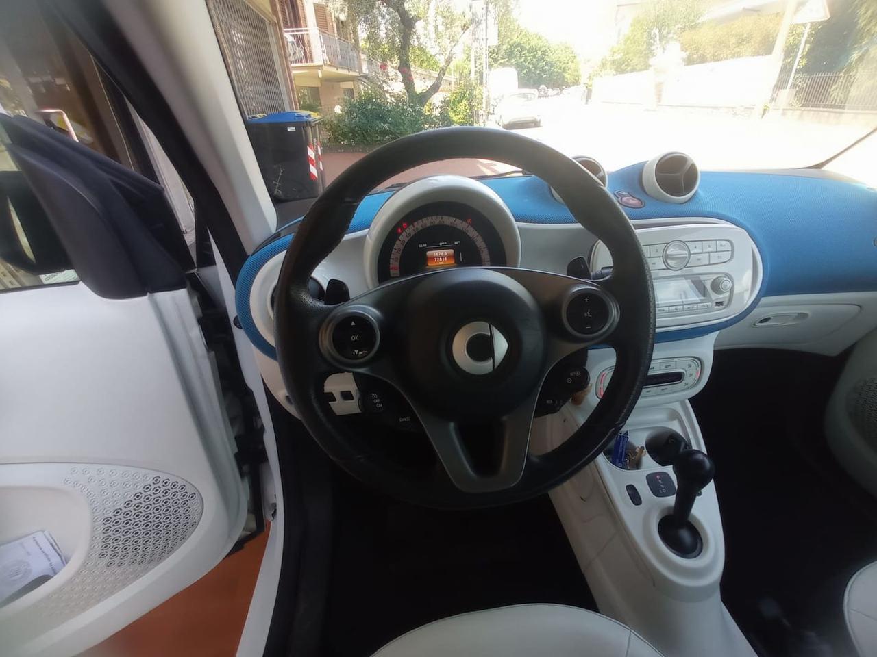 Smart ForTwo Proxy 1.0