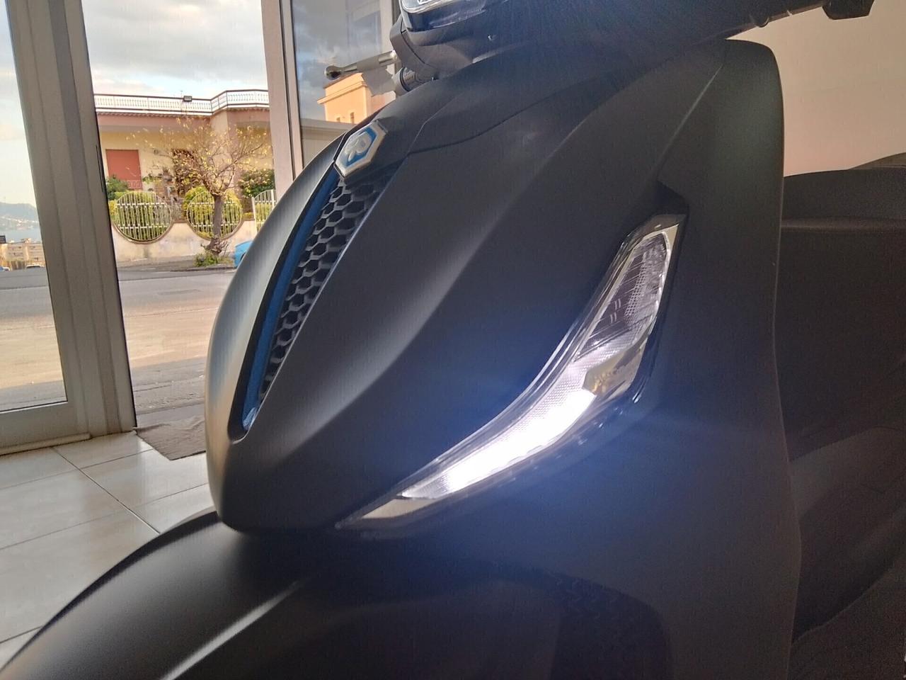 Piaggio Beverly 400 S