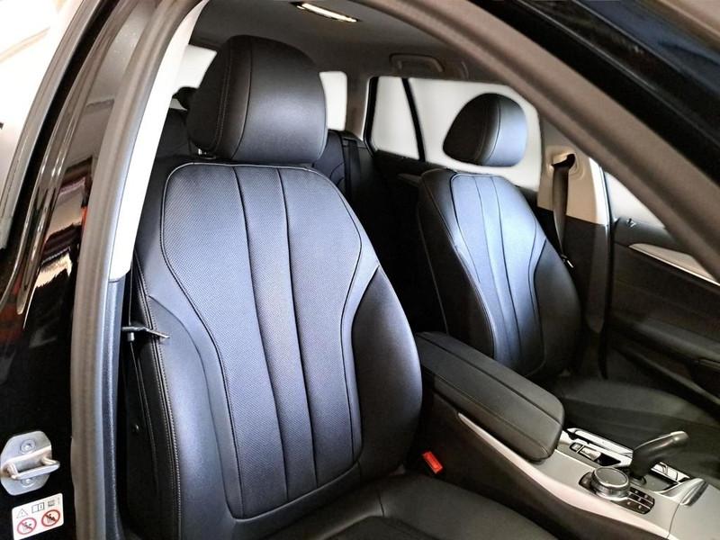 BMW 518 48V BUSINESS TOURING AUTO 5 PORTE STATION WAGON