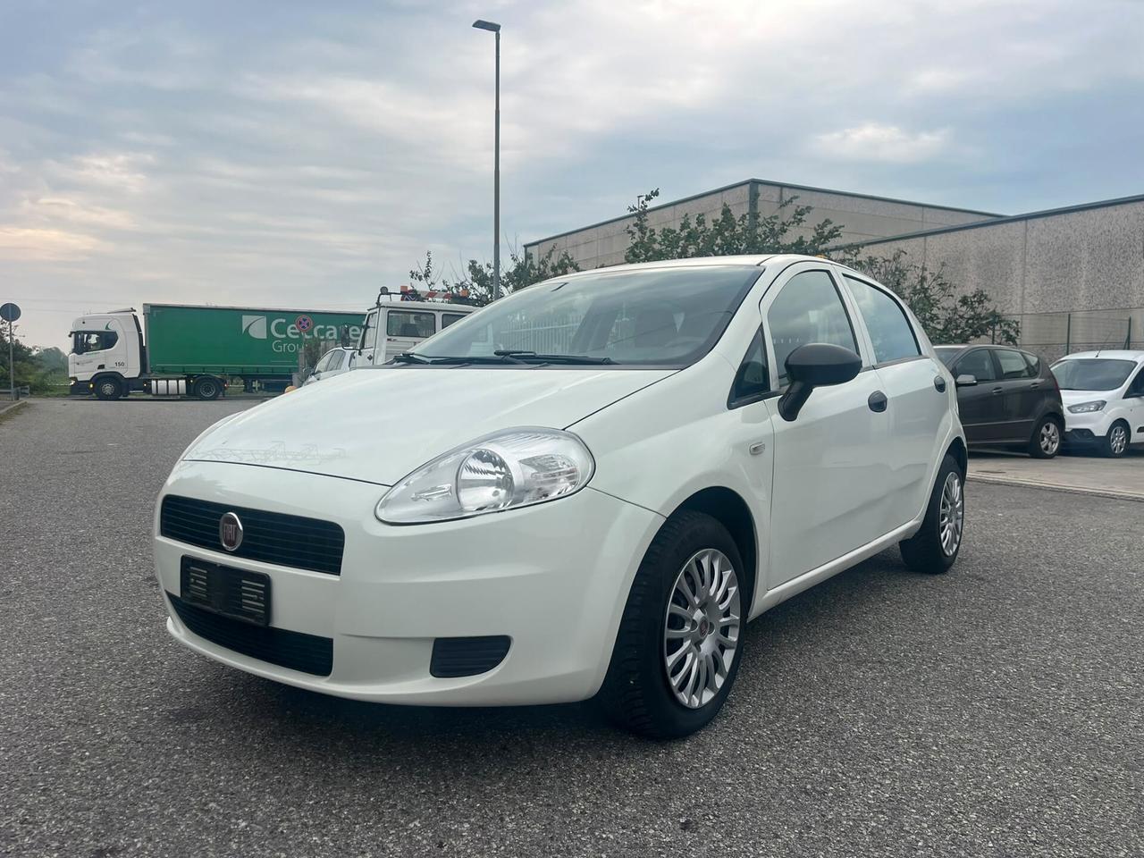 Fiat Grande Punto 1.2 5p SOLO 40.000KM