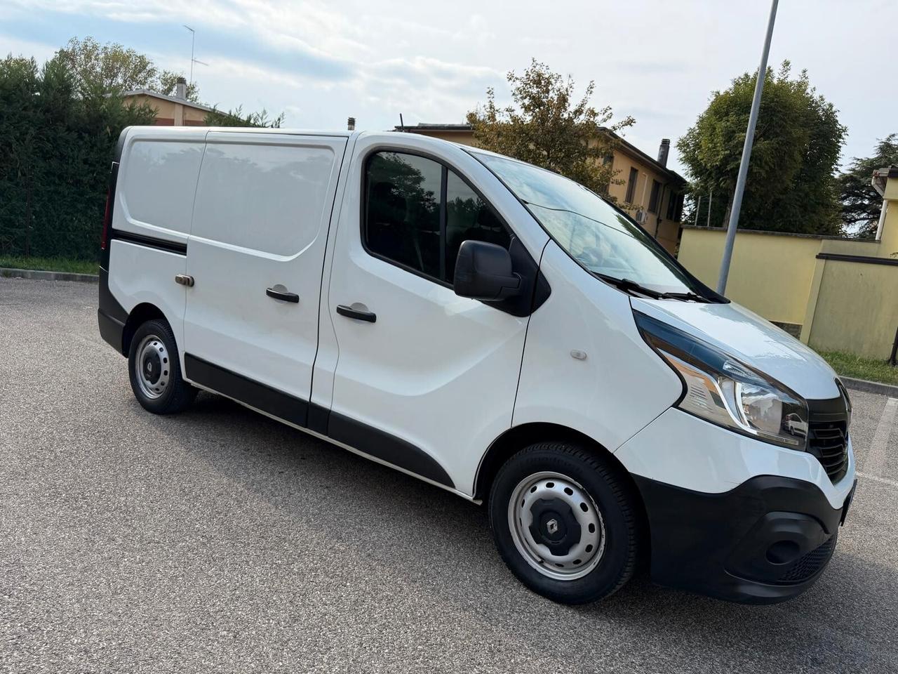 Renault Trafic 1.6 dCi 120CV S&S - 12 MESI DI GARANZIA -