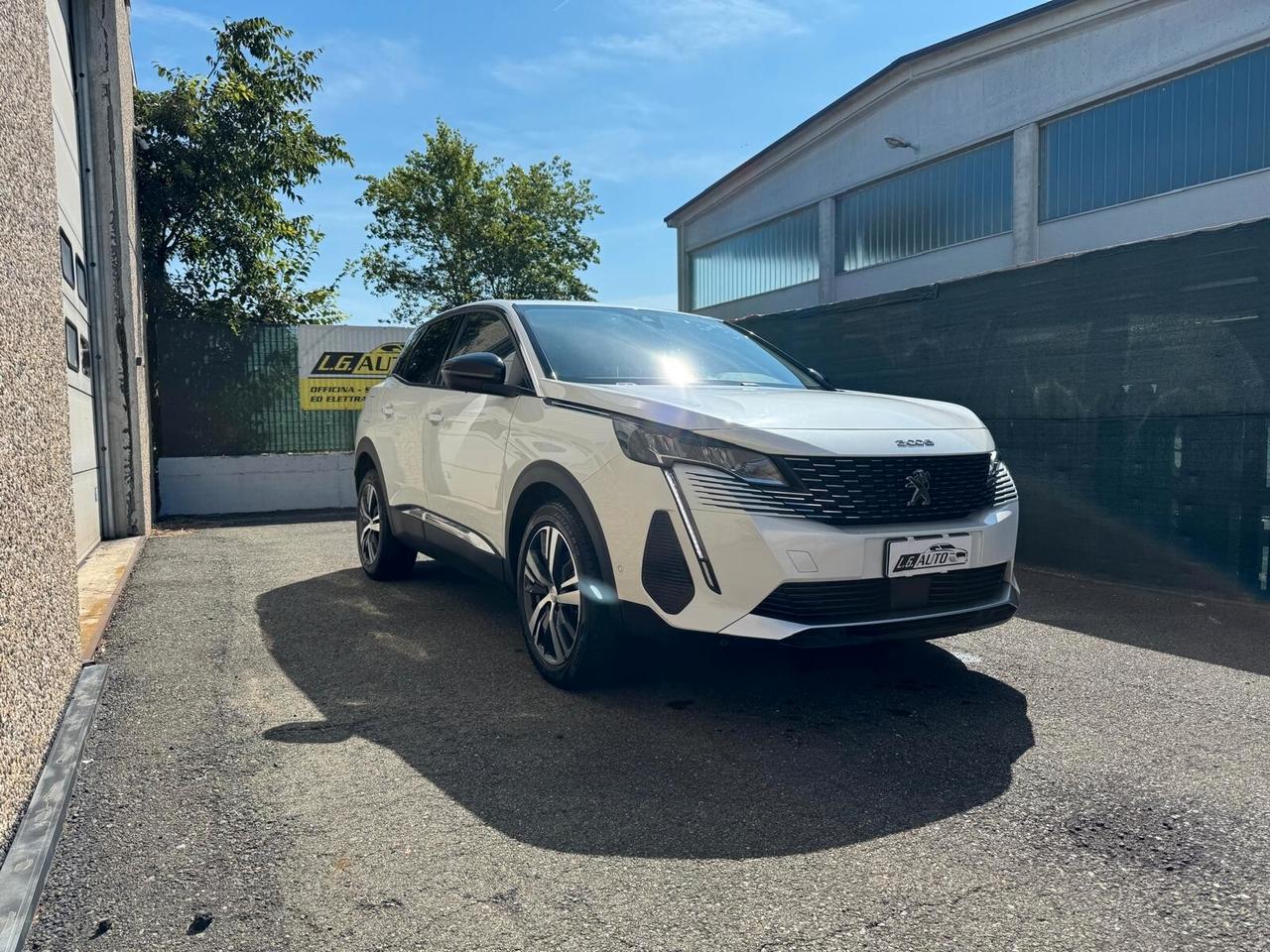 Peugeot 3008 BlueHDi 130 S&S EAT8 Allure