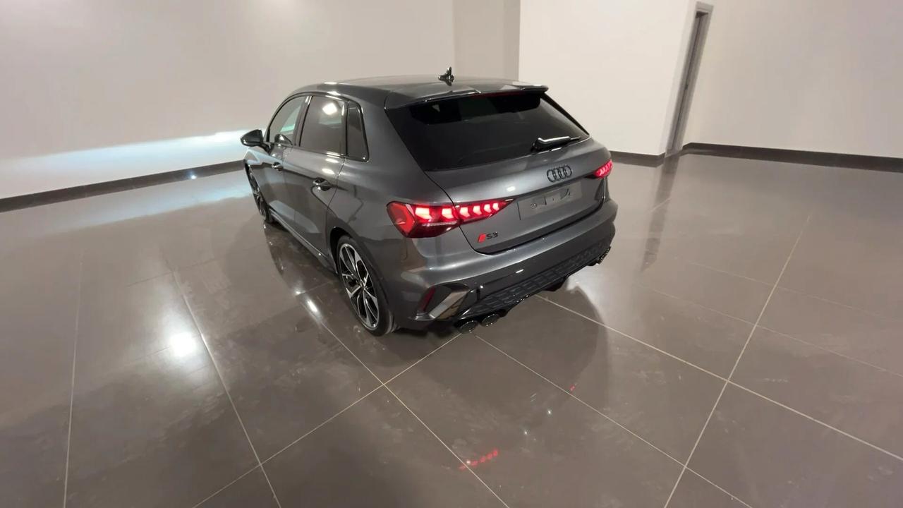 Audi A3 RS 3 SPB TFSI quattro S tronic