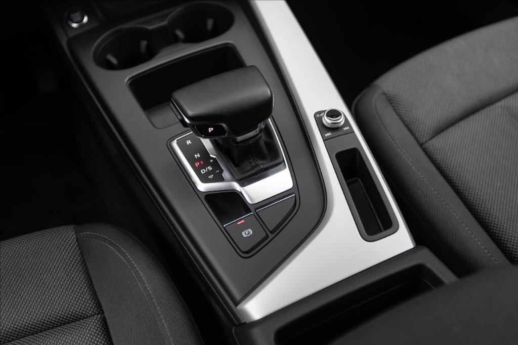 AUDI A4 Avant 40 2.0 tdi mhev Business Advanced quattro 204cv s-tronic del 2022