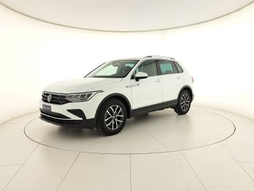 Volkswagen Tiguan 1.5 tsi life 130cv