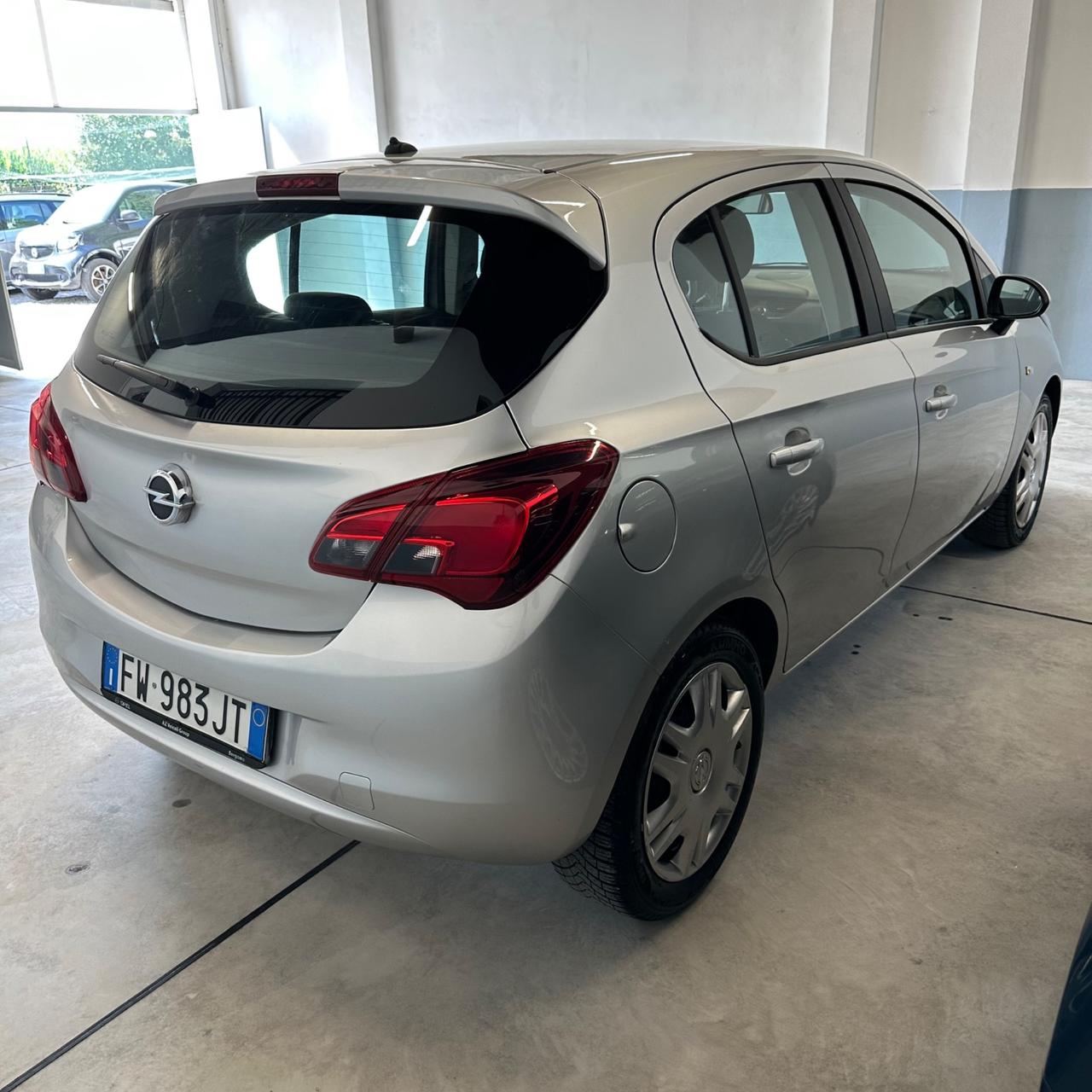 Opel Corsa 1.2 5 porte Innovation