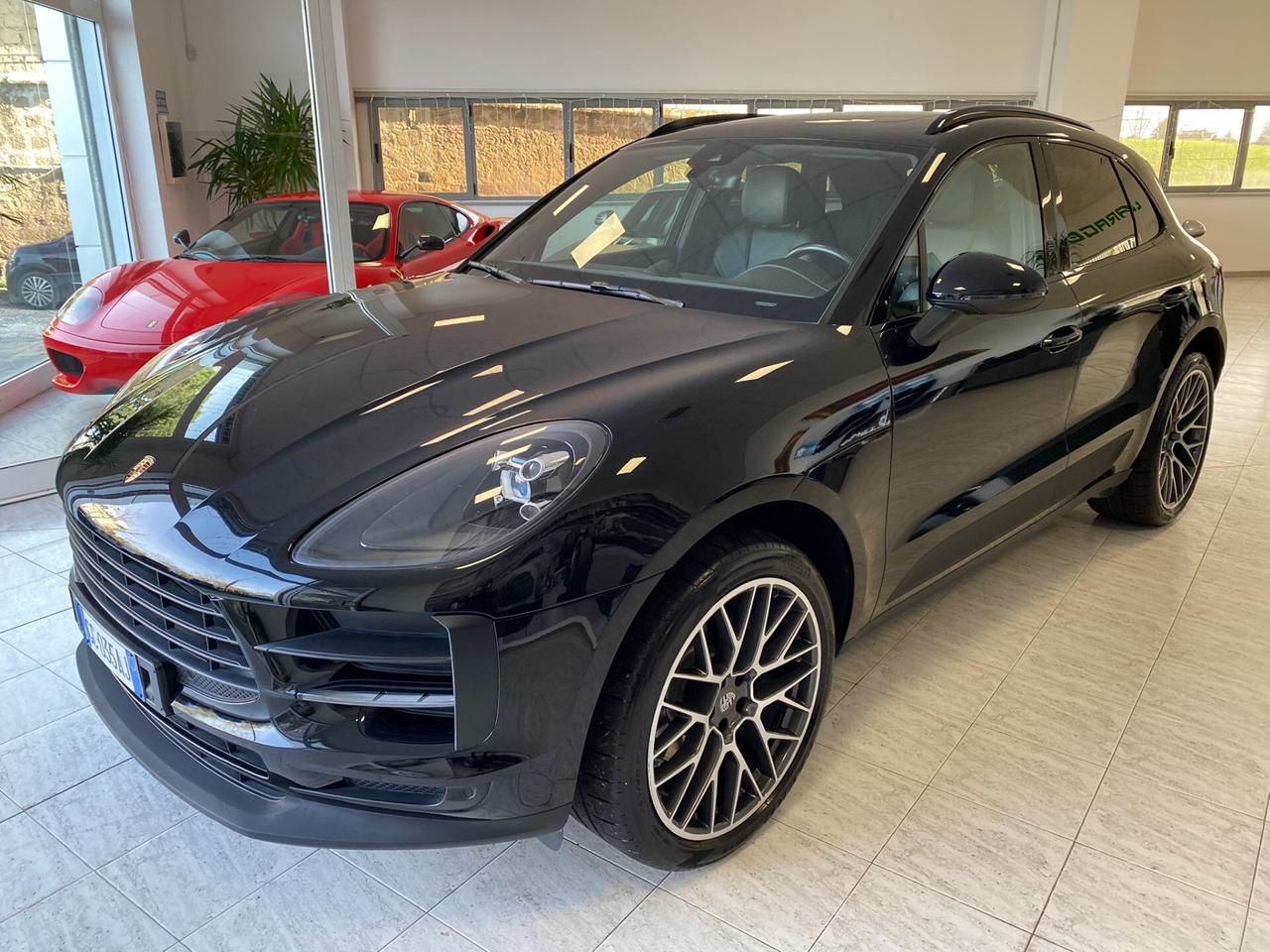 Porsche Macan 2.0 TETTO FULL FULL