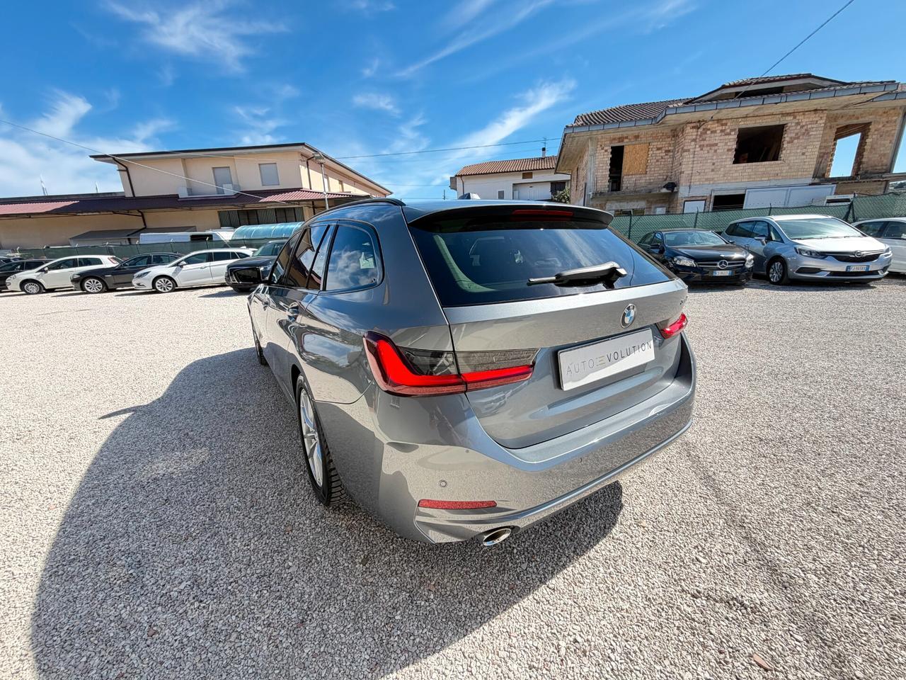 Bmw 316d Touring mhev 48V 122 cv automatica 142.608 km