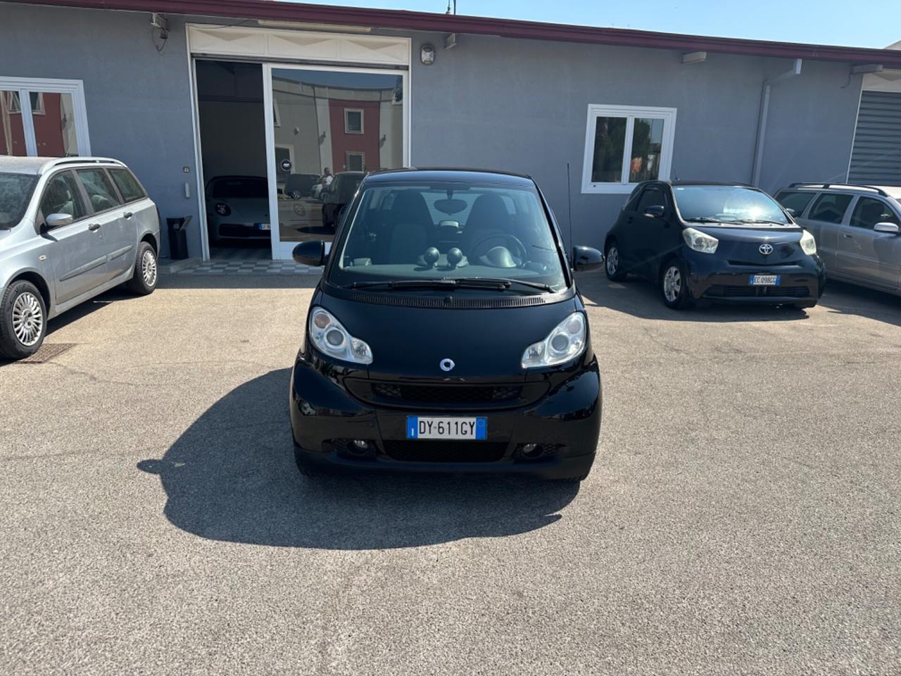 SMART CON POCHI KM PERFETTISSIMA