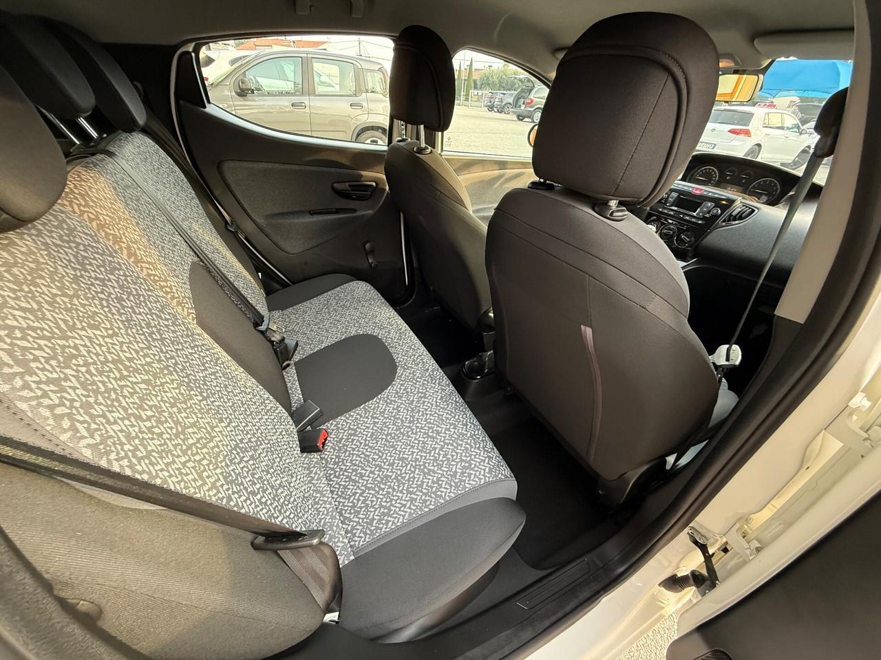 Lancia Ypsilon 1.2 69 CV 5 porte GPL Ecochic Elefa