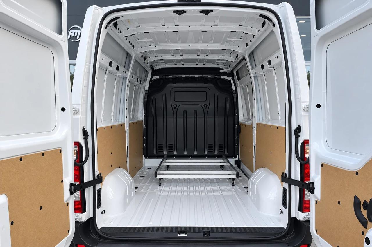 Renault Master T35 L2H2 DCI 135 ADVANCE KM0 +IVA