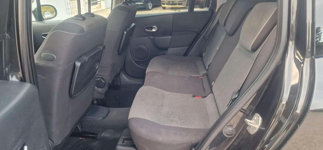 MODUS 1.5 DCI 156950 KM DEL 2009