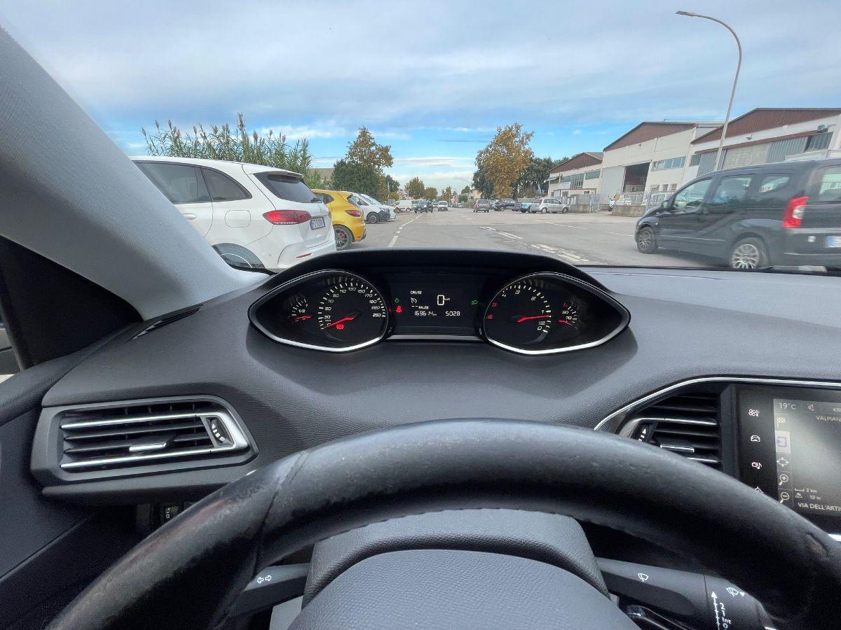 PEUGEOT - 308 - BlueHDi 120 S&S SW Business
