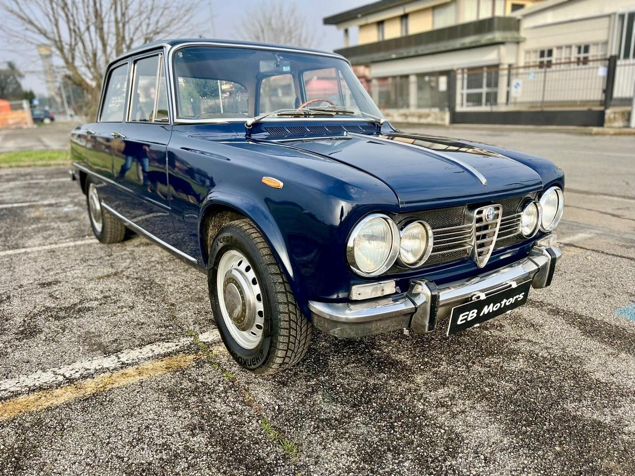 Alfa Romeo Giulia Super 1600 "Biscione"