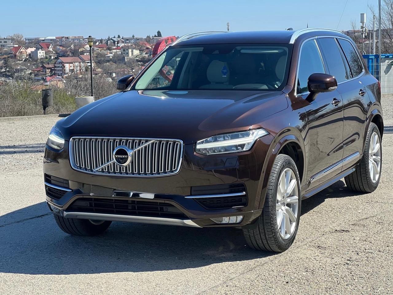 Volvo XC 90 XC90 D5 AWD Geartronic 7 posti Inscription