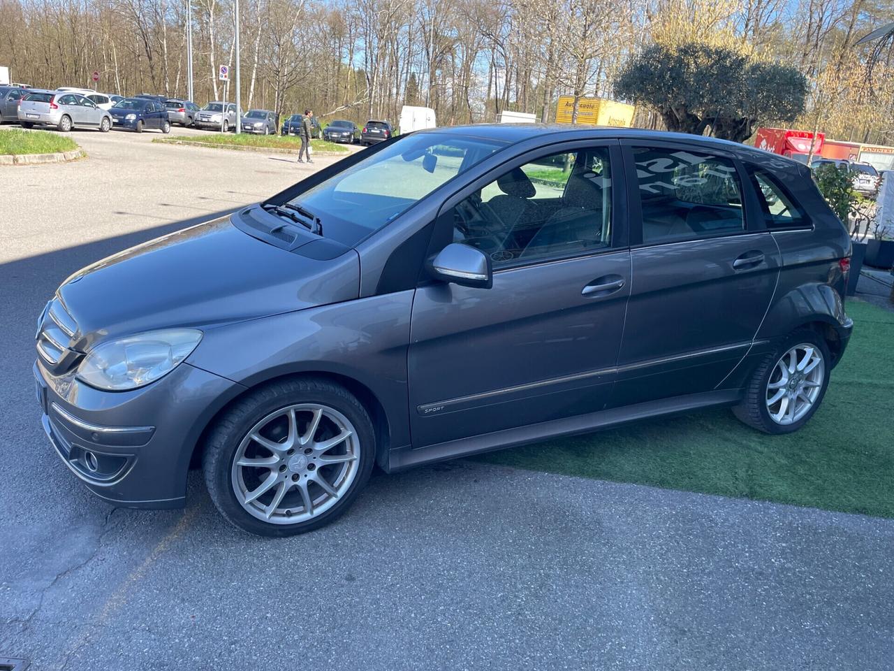 Mercedes-benz B 200 B 200 CDI Sport*Neopatentati*Cerchi*