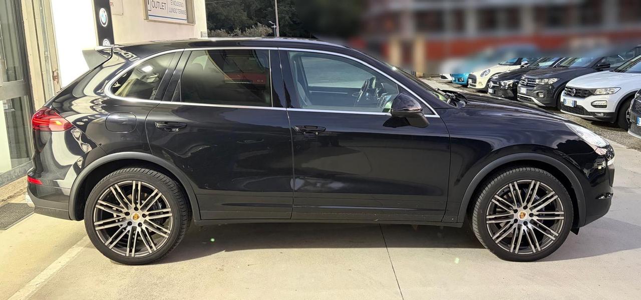 Porsche Cayenne 3.0 Diesel 250 cv (No Superbollo)