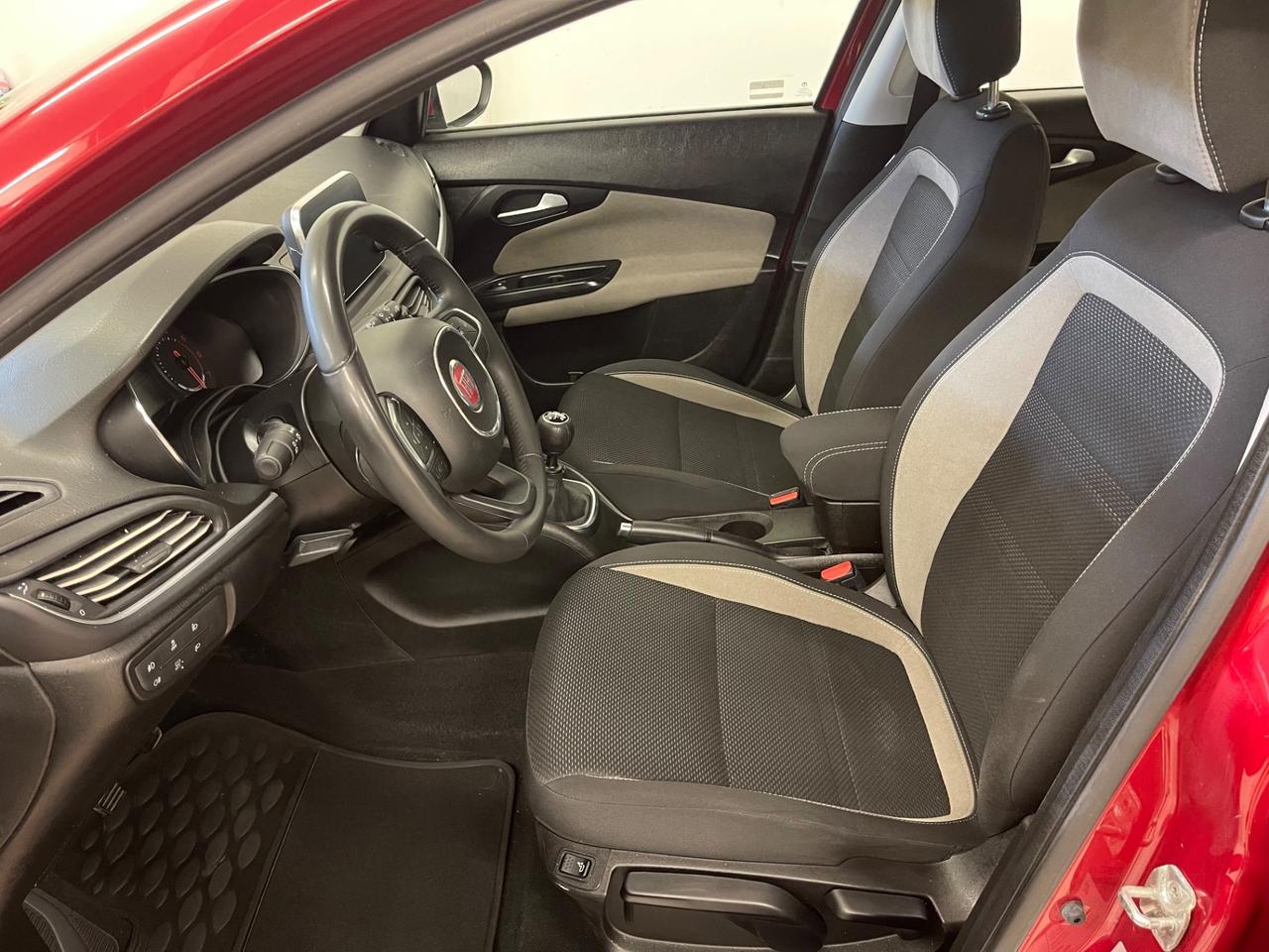 Fiat Tipo 1.6 Mjt S&S SW Lounge