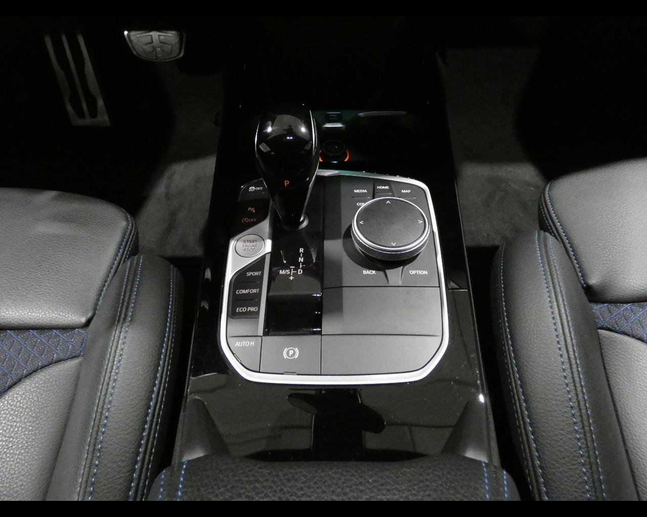 BMW Serie 1 (F40) - 116d 5p. Msport