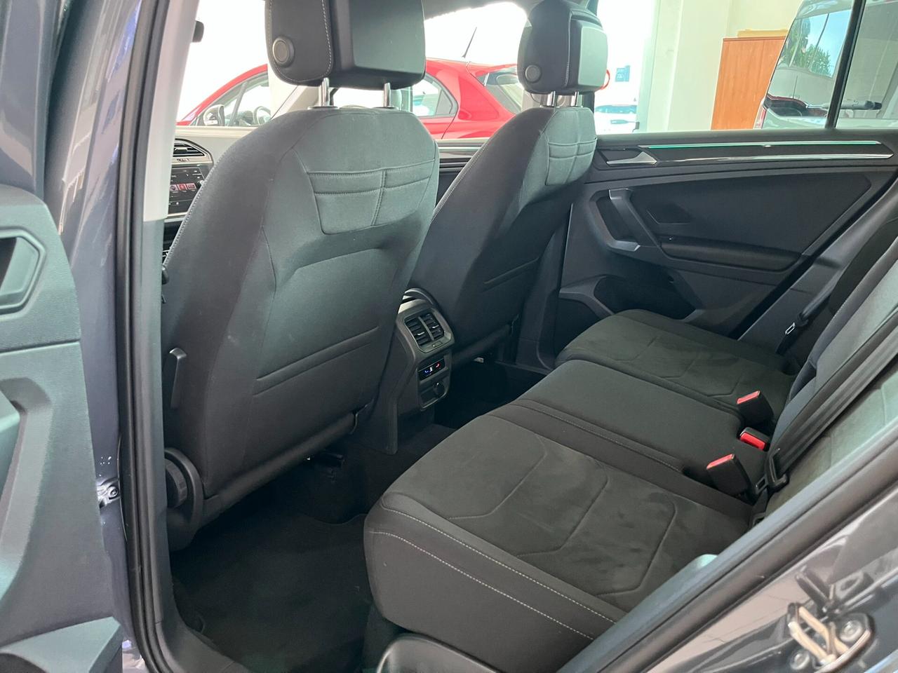 Volkswagen Tiguan 2.0 TDI 150 CV SCR DSG Elegance